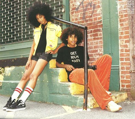 Jamel Shabazz: On Black Photographers Through the Years - The Phoblographer Jamel Shabazz Photography, Stoop Photoshoot, Black Photographers, Jamel Shabazz, Cultura Hip Hop, Mode Hip Hop, 80s Hip Hop, Dance Costumes Hip Hop, 90s Fashion Women