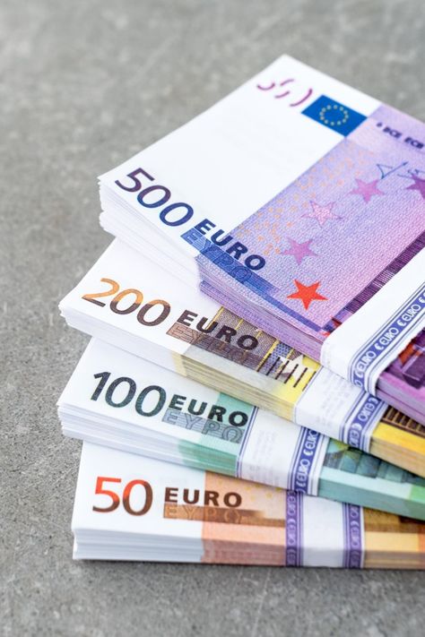 Money Euro, Euro Currency, Currency Note, Money Magnet, Cash Money, Money Spells, Social Media Trends, Manifesting Money, Attract Money