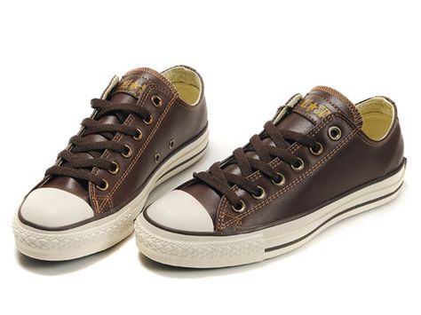 Converse All Star Brown Leather Brown Leather Converse, Best High Heels, Suede Converse, Cool Trainers, Converse Brown, Halloween Jars, Leather Converse, High Heels Shoes, Womens Style