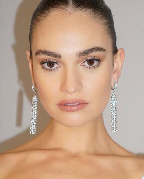 Lily James Makeup, Lily James Hair, Skincare Favorites, Victoria Wedding, Lily James, Makeup Styles, Wedding Beauty, Makeup Inspo, Skin Makeup