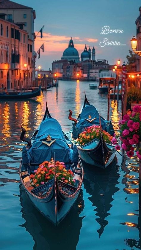 Venice Italy Aesthetic, Venice Wallpaper, Venice At Night, Venice Aesthetic, Italy Wallpaper, Italy Sunset, Italy Trip Planning, Italy Coffee, Wallpaper For Desktop