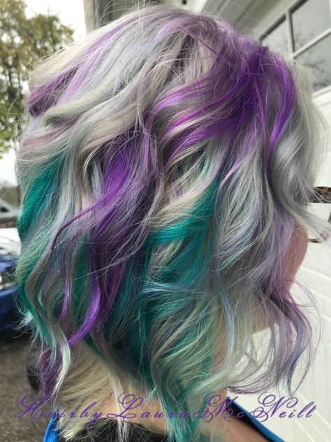 Purple and teal hair pulpriot velvet lilac and aquatic Purple And Teal Hair, Teal And Purple Hair, Teal Ombre Hair, Hair Dye Videos, Blue Purple Hair, Madeline Hatter, Short Hair Blue, Beach 2023, Amber Hair