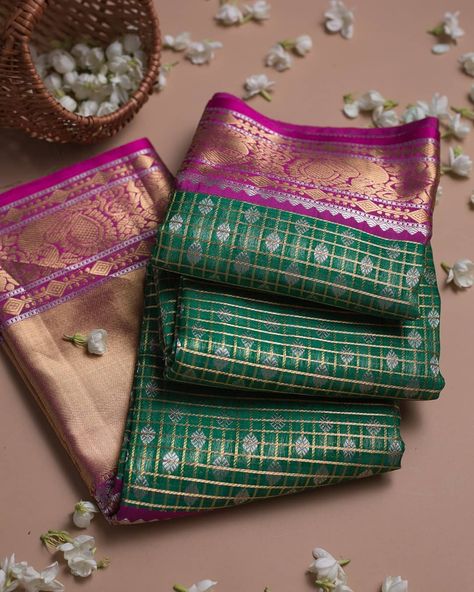 Flat Lay Photography Fashion, South Indian Wedding Saree, Saree Blouse Neck Designs, Silk Saree Kanchipuram, Fabric Photography, Wedding Saree Collection, Product Shoot, Indian Silk Sarees, Saree Blouse Patterns