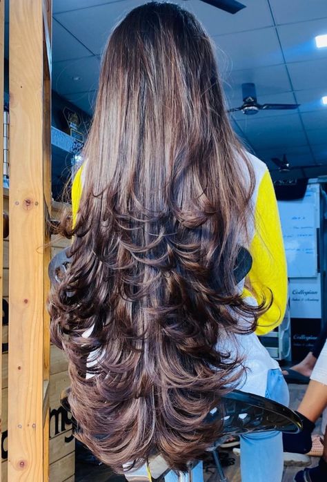 Bride Hair Piece, Haircuts For Long Hair With Layers, Hairstyle Examples, Long Shiny Hair, Hairstyles For Layered Hair, Haircuts For Wavy Hair, Long Layered Haircuts, Long Brown Hair, Hair Up Styles