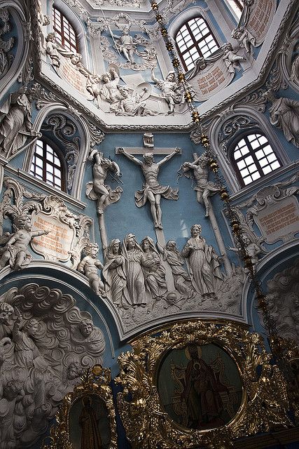 Palace Architecture, Gothic Statue, Light Blue Aesthetic, Baroque Architecture, Church Architecture, History Projects, Fantasy Aesthetic, Gothic Architecture, Aesthetic Images