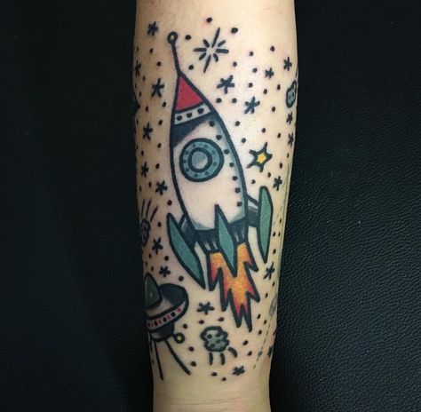 Traditional Rocket Ship Tattoo, American Traditional Rocket Tattoo, Traditional Tattoos Space, Space Age Tattoo, Traditional Rocket Tattoo, Traditional Space Tattoo, Rocket Ship Tattoo, Spaceship Tattoo, Astronomy Tattoo