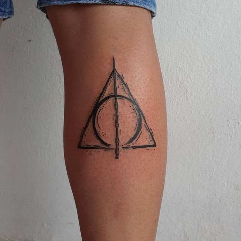 Deathly Hallows Tattoo Men, Deathly Hollow Tattoos, Harry Potter Tattoos Men, Harry Potter Deathly Hallows Tattoo, Harry Potter Triangle, Hollow Tattoo, Hallows Tattoo, Always Tattoo, Wand Tattoo