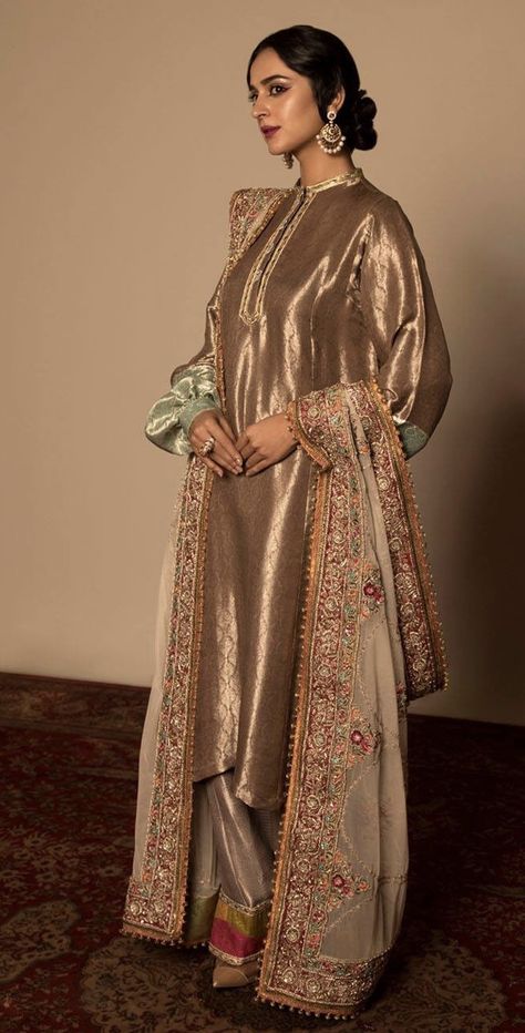 Shadi Dresses, Desi Wedding Dresses, Nikkah Dress, Pakistani Fashion Casual, Pakistani Wedding Outfits, Pakistani Dresses Casual, Pakistani Fashion Party Wear, Salwar Kamiz, Chiffon Collection