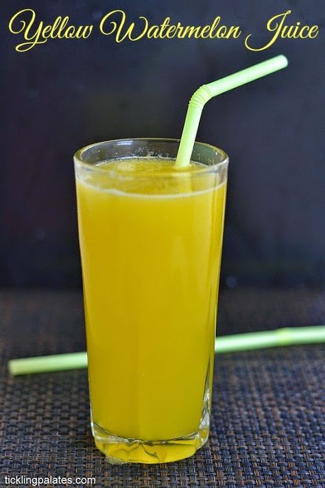 Yellow watermelon juice, easy summer drinks Morning Juice Recipe, Watermelon Juice Recipe, Pineapple Juice Recipes, Kulambu Recipe, Yellow Watermelon, Morning Juice, Watermelon Drink, Watermelon And Lemon, Fat Burning Juice