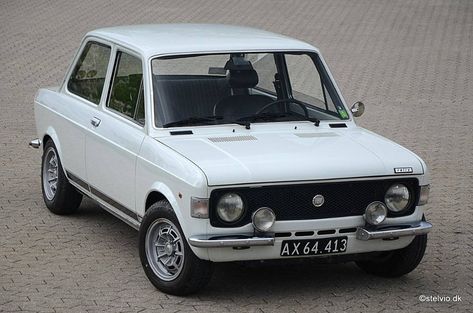 Classic European Cars, Sale Picture, Fiat 128, Fiat 126, Fiat 600, Car Classic, Toy Brand, City Car, Italian Cars