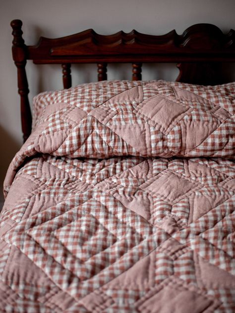 I am always in awe of quiltmakers. Having attempted making my own small quilt, I know how much work goes into each one. These incredibly beautiful quilts, designed by Nora Nilsson, have an old-world feel with colors for today, traditional quilt designs, and stunning gingham linen. While deeply influenced by Finnish and Scandinavian heritage, each of these quilts is handmade in India and even quilted by hand. Each quilt is well made and perfectly fluffy and cozy. These are just right for a picnic Gingham Patchwork, Welsh Cottage, Country Mansion, Patchwork Fashion, Gingham Linen, Quilt Square Patterns, Cute Quilts, Traditional Quilts, Quilt Designs