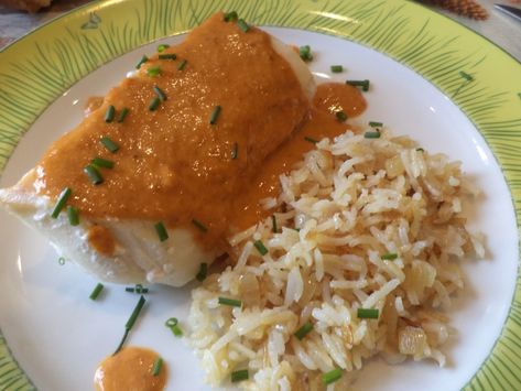 Cabillaud sauce au chorizo - le blog de chantal76 Sauce Chorizo, Sauce, Rice, Meat, Chicken