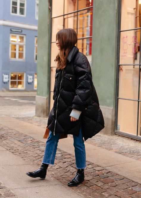 What To Wear In Copenhagen In Winter, Copenhagen Outfits Winter, Copenhagen Style Winter Outfits, What To Wear In Copenhagen, Copenhagen Winter Style, Copenhagen Street Style Winter, Copenhagen Style Summer, Copenhagen Outfits, Copenhagen Outfit