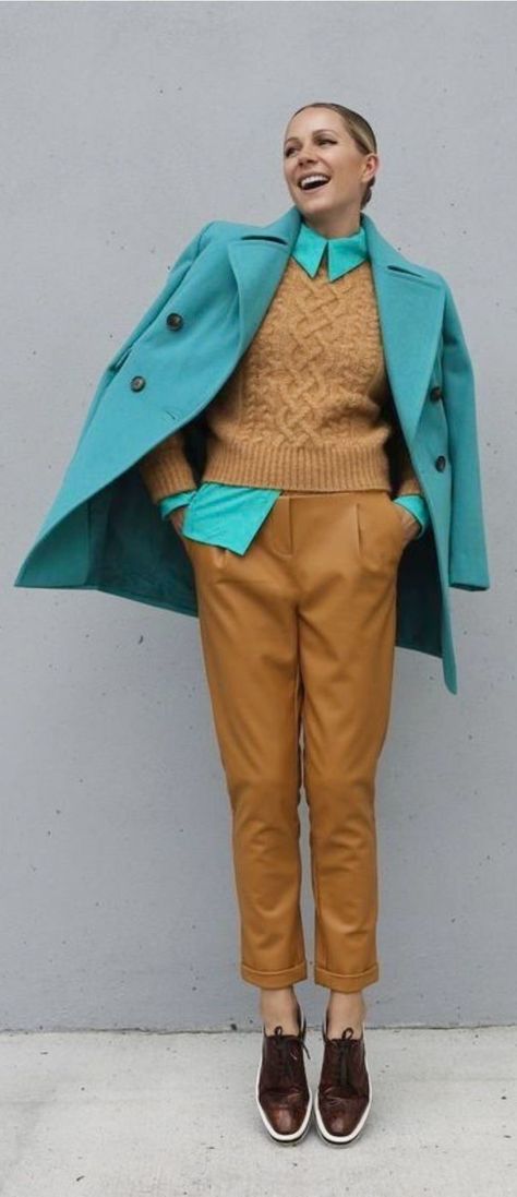 Blair Eadie, Color Blocking Outfits, Color Combinations For Clothes, Wool Blend Coat, Looks Vintage, Aesthetic Fashion, Colorful Fashion, Look Fashion, Spring Outfit