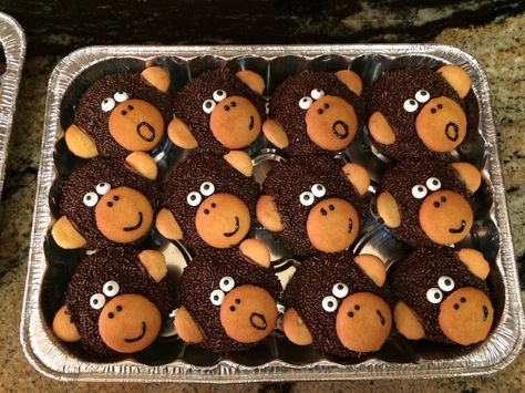 Monkey Cupcakes Ideas, Monkey Food Ideas, Money Cupcakes, Jungle Snacks, Monkey Muffins, Monkey Food, Monkey Cupcakes, Food Garnish, Monkey Cake