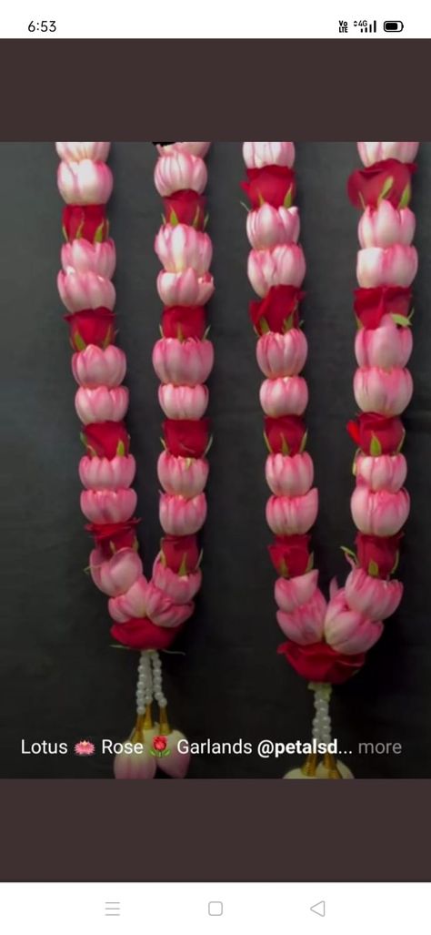 Lotus And Rose Garland, Lotus Flower Malai, Garlands Wedding Indian Flower Lotus, Lotus Flower Garland Wedding, Lotus Mala For Wedding, Lotus Garland Indian Wedding, Lotus Flower Garland, Wedding Malai Design Lotus, Lotus Varmala