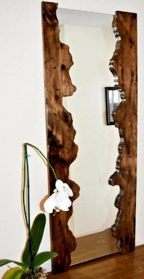 Spiegel Diy, Rustic Mirror, Living Room Pieces, Spiegel Design, Wooden Mirror Frame, Handmade Mirrors, Wooden Log, Rustic Mirrors, Mirror Design Wall