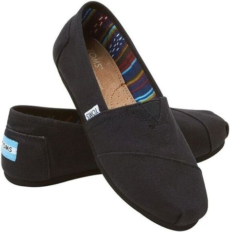 Sneakers Outfit Work, Toms Shoes Women, Cheap Toms Shoes, Toms Shoes Outlet, Black Toms, Toms Classic, Black Slip On Shoes, Laura Biagiotti, Black On Black