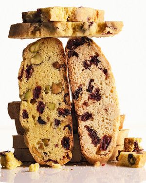 Cherry-Almond Biscotti Cranberry Pistachio Biscotti, Halloween Appetizers Easy, Traditional Christmas Cookies, Pistachio Biscotti, Kids Halloween Food, Italian Christmas Cookies, Cranberry Pistachio, Thanksgiving Dinner Table, Almond Biscotti