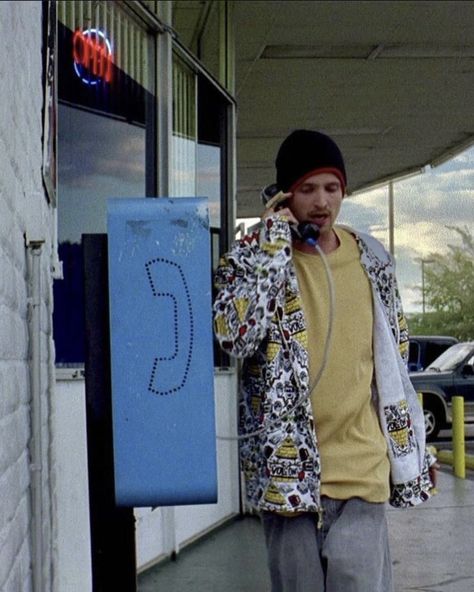 How To Dress Like Jesse Pinkman, Jesse Pink Man Outfits, Jesse Pinkman Outfit Aesthetic, Jesse Breaking Bad Outfits, Jesse Pinkman Fits, Jesse Pinkman Clothes, Jessie Pink Man, Jesse Pinkman Outfit, Jesse Breaking Bad