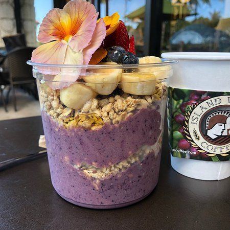 Island Vintage Coffee, Juice Cart, Kirby Video, Breakfast On The Beach, Island Girl Aesthetic, Beach Breakfast, Vintage Coffee Shops, Açai Bowls, Acai Bowls Recipe