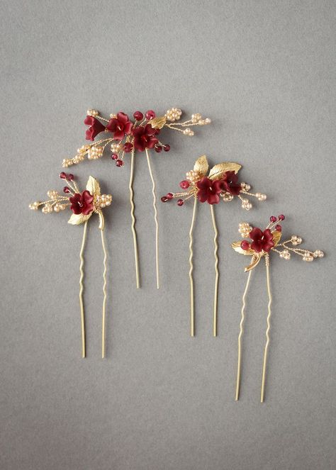 Regal red and gold floral hair pins for Ella 3 Red Bridal Hair, Red Wedding Gowns, Eastern Wedding, Hair Accessories Red, Gold Color Combination, Wedding Headpieces, Headpiece Diy, Floral Hair Pins, Princess Hairstyles