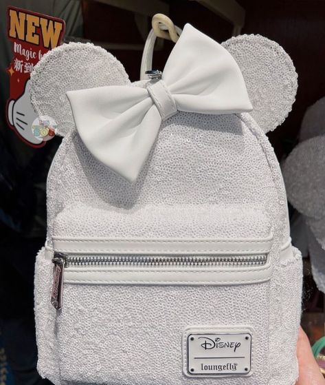 Mouse Bags, Disneyland Backpack, Veil Bow, Minnie Mouse Bag, Disney Bags Backpacks, Loungefly Backpack, Minnie Mouse Backpack, Cute Mini Backpacks, White Veil