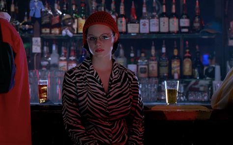 Ghost World Outfits, Enid Ghost World, Thora Birch, Ghost World, Movie Fashion, Film Aesthetic, Hottest Celebrities, Celebrity Pictures, Cinematography