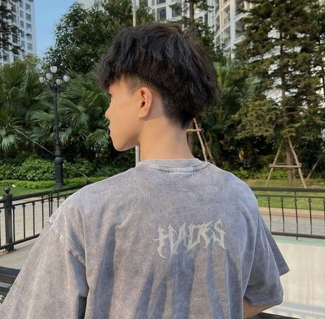 Messy Edgar Haircut, Asian Straight Haircut, Asian Mullet Haircut Men, Mullet Taper, Mens Haircuts Thick Hair, Low Taper Fade Haircut, Mens Haircuts Short Hair, Beard Haircut, Men Haircut Curly Hair