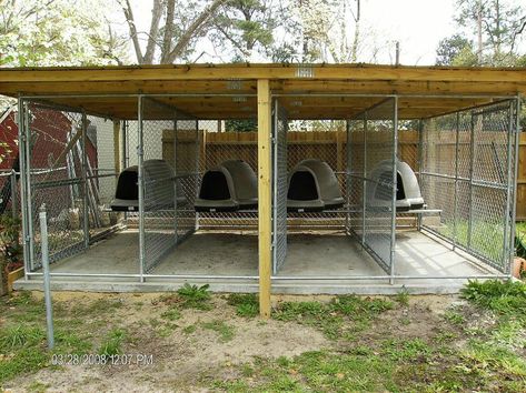 dog kennel garage #dogkennelgarage Hunting Dog Kennel Ideas Outdoor, Kayla Place, Cheap Outdoor Dog Kennels, Dog Kennel Ideas, Outdoor Kennel, Dog Enclosures, Kennel Ideas Outdoor, Cheap Dog Kennels, Dogs House