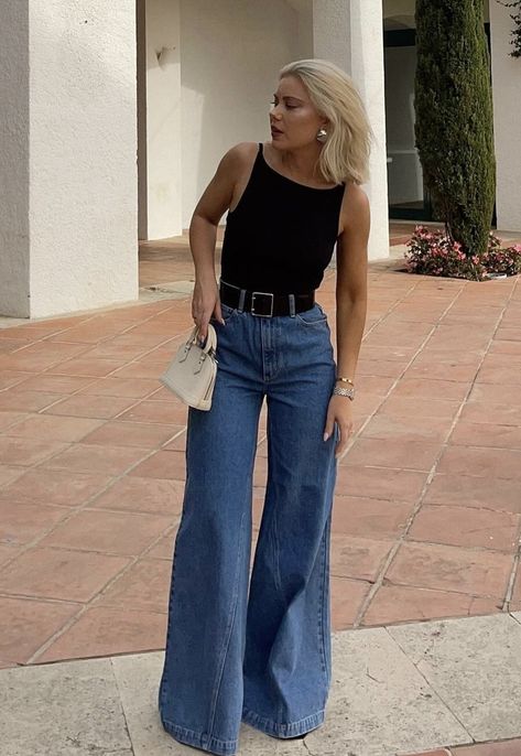 Summer Holiday Outfits Women 30s, Australian Fashion Summer, Early Fall Brunch Outfit, Ice Cream Date Outfit Casual, Chic Jeans Outfit Classy, 90s Relaxed Jeans Outfit, Nude Heels Outfit Classy, Jeans Heels Outfit Night Classy, Monterey California Outfits