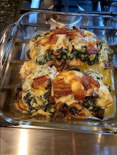 Soup Recipes ( Simple & Easy ) | Smothered Chicken with Creamed Spinach Bacon And Mushrooms | Facebook Smothered Chicken With Creamed Spinach, Chicken With Creamed Spinach, Smothered Chicken Recipes, Smothered Chicken, Bacon Stuffed Mushrooms, Chicken Breast Seasoning, Creamed Spinach, Spinach Stuffed Mushrooms, Mushroom Chicken