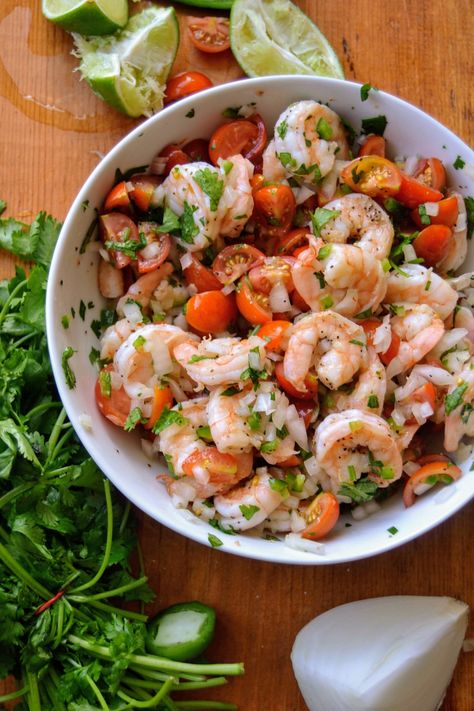 Pico De Galo Chicken Recipes, Pico De Galo With Shrimp, Shrimp Pico De Galo, Mediterranean Recipes Healthy, Shrimp And Rice, Shrimp Recipes, Weeknight Meals, Mediterranean Recipes, Delicious Salads