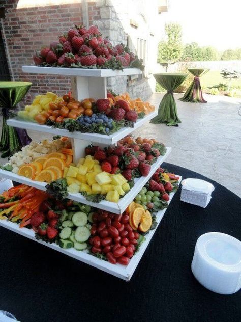 pretty serving 3-tiered tray Veggie Display, Fruit Buffet, Wedding Appetizers, Catering Display, Fruit Displays, Decorações Com Comidas, Fruit Display, Reception Food, Fruit Party