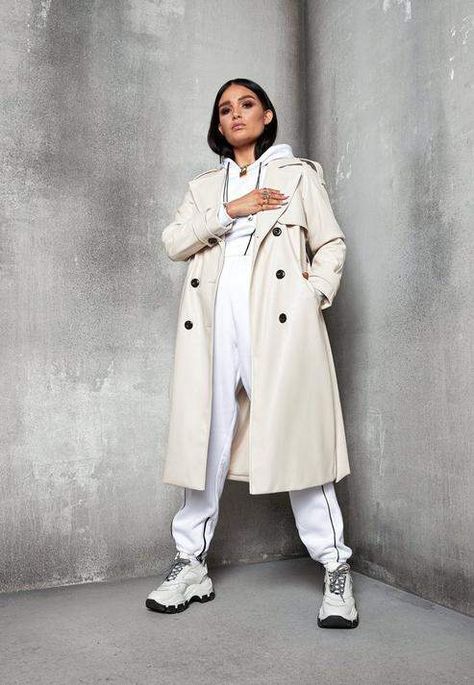 Lissy Roddy X Missguided Cream Faux Leather Maxi Trench Coat Leather Trench Coat Outfit, Nyc Autumn, Cream Trench Coat, Winter Fashion Looks, Girl Energy, Black Men Fashion Casual, Trench Coat Outfit, Summer Coats, Trench Coat Style