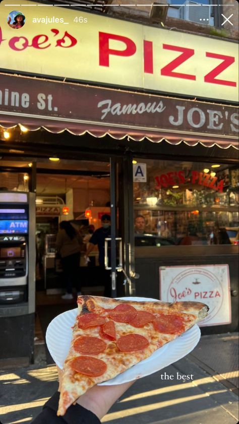 Joe’s Pizza Nyc, Food In Nyc Aesthetic, Nyc Street Food, Nyc Pizza, New York City Food, New York City Vacation, Nyc Fits, Ny Life, Nyc Baby