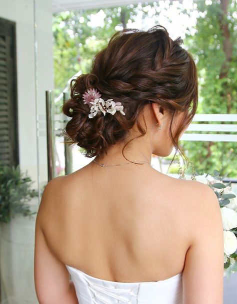 Low Updo Hairstyles, Plaited Updo, Diy Hair Updos, Loose Updo, Romantic Updo, Indian Wedding Hairstyles, Loose Braids, Hair Up Styles, Wedding Updo