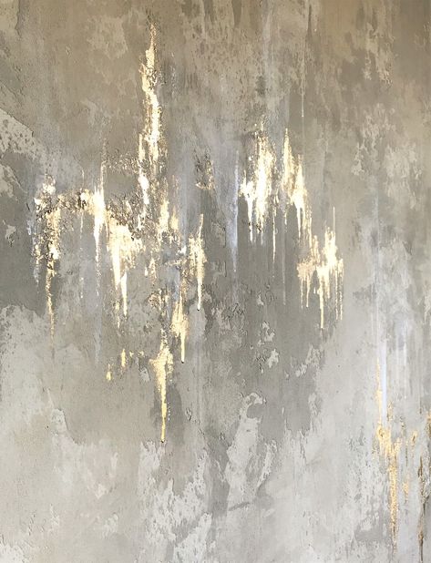 Materic Wall, Gold And White Bedroom, White And Gold Painting, White Gold Painting, Metallic Paint Walls, Beautiful Walls, Plaster Finish, Wall Painting Techniques, Painting Texture