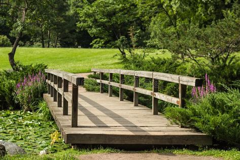 Bridge Over A Pond Of Water Lilies, Bridge Railing Ideas, Small Bridge Design, Wooden Bridge Garden, Diy Bridge, Yard Bridge, Bridge Railing, Garden Bridge Design, Lake Bridge