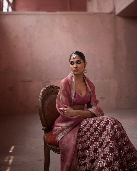 Sabyasachi Photoshoot, Lehenga Shoot, Sabyasachi Couture, Diwali Shoot, Beautiful Lehengas, Saree Shoot, Jewellery Shoot, Miranda Priestly, Velvet Lehenga