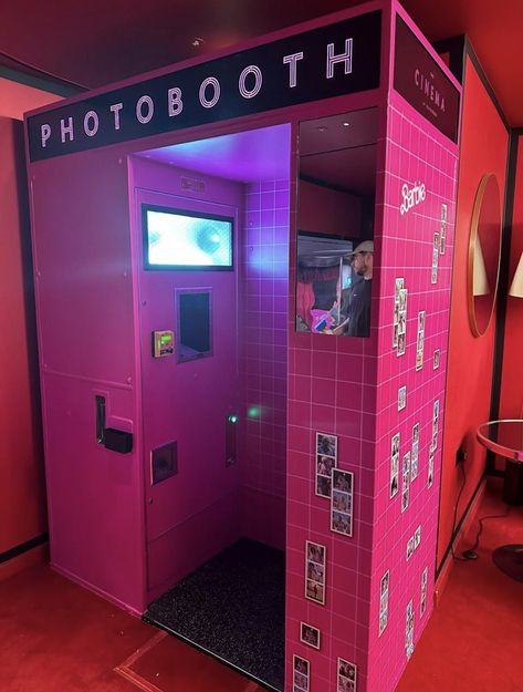 Bright pink Barbie photobooth, decorated with photo strips of moments from the movie Ken And Barbie Party, Y2k Photobooth, Barbie Photobooth, Pink Photobooth, Barbie Photo Booth, Pink Photo Booth, Photobooth Photoshoot, 2000s Pictures, Macaroon Packaging