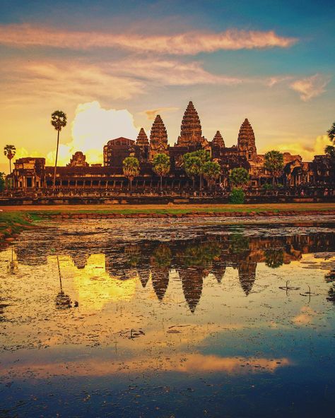 Soon, you can fly direct from Delhi to Cambodia ✈️ Tap the link in Bio for all the details on the upcoming direct flights from New Delhi to Phnom Penh, operated by Cambodia Angkor Air—opening up travel routes to the heritage guesthouses of Kampot and Siem Reap’s ancient Hindu-Buddhist temple complex of Angkor Wat. Cambodia Temple, Kampot Cambodia, Angkor Wat Cambodia, Angkor Wat Temple, Phnom Penh Cambodia, Siem Reap Cambodia, Kampot, Travel Route, Hindu Temple