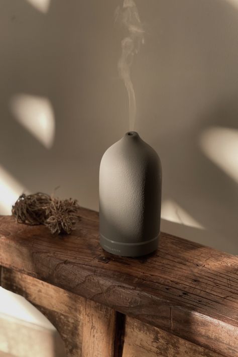 Aesthetic Oil Diffuser, Air Diffuser Aesthetic, Diffuser Product Photography, Aroma Diffuser Aesthetic, Aroma Therapy Aesthetic, Essential Oil Diffuser Aesthetic, Essential Oil Photography Styling, Oil Diffuser Aesthetic, Essential Oil Aesthetic