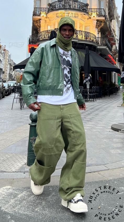 Green Streetwear Outfit Men, Green Streetwear Outfit, Casual Outfits Girl, Green Outfit Men, Drip Shoes, Baggy Jeans Outfits, Y2k Streetwear Aesthetic, Men Streetwear Outfits, Green Streetwear