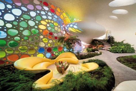 ✅ Nautilus House - Data, Photos & Plans - WikiArquitectura Magical Cottage, Unusual House, Simplified Living, Earthship Home, Shell House, Underground Homes, Fairytale Cottage, Unusual Homes, Organic Architecture