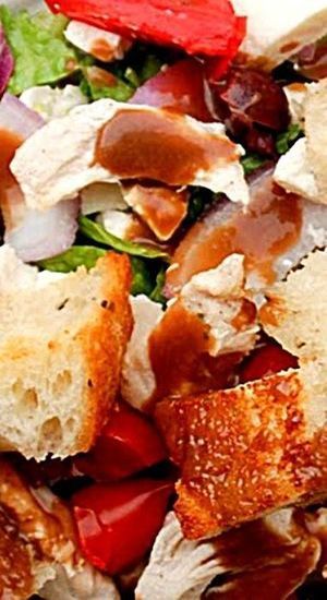 Bruschetta Dinner, Bruschetta Salad, Dressings Recipes, Homemade Bruschetta, Salad With Chicken, Panzanella Salad, Savory Salads, Dinner Salad, Salad Dishes