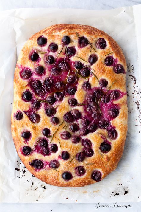 Concord Grape Recipes That Prove This Fall Fruit Is Like Nothing Else Grape Dessert Recipes, Grape Sorbet Recipe, Concord Grape Recipes, Grape Jam Recipe, Grape Dessert, Coulis Recipe, Fruit Leather Recipe, Concord Grapes, Rosemary Focaccia