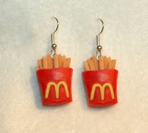 Polymer clay french fry earrings  $10.00 Dorm Room Wall Decor, Dorm Room Walls, Food Earrings, French Fries, Room Wall Decor, Clay Sculpture, Polymer Clay Jewelry, Clay Jewelry, Polymer Clay