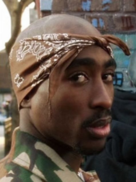 Viva La Tupac 90s Black Culture Aesthetic, Tupac Photos, 90s Rappers Aesthetic, Tupac Makaveli, 90s Rappers, Tupac Quotes, 2 Pac, Tupac Pictures, I Love Being Black