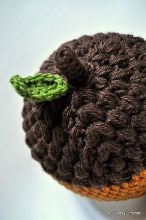 Awesome Acorn Hat Crochet:  no pattern, inspiration, but make the hat w/ puff stitch then sc the brim Crochet Acorn, Acorn Hat, Classy Crochet, Hat Patterns Free, 4mm Crochet Hook, Hat Crochet Pattern, Crochet Knit Hat, Crochet Fun, Crochet Cap